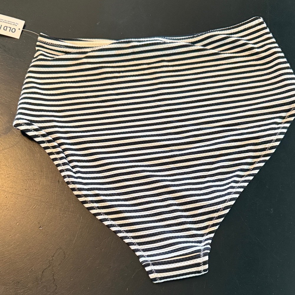 Old Navy Striped High-Waisted Cheeky Bikini Bottom size M (never worn) - Picture 4 of 4
